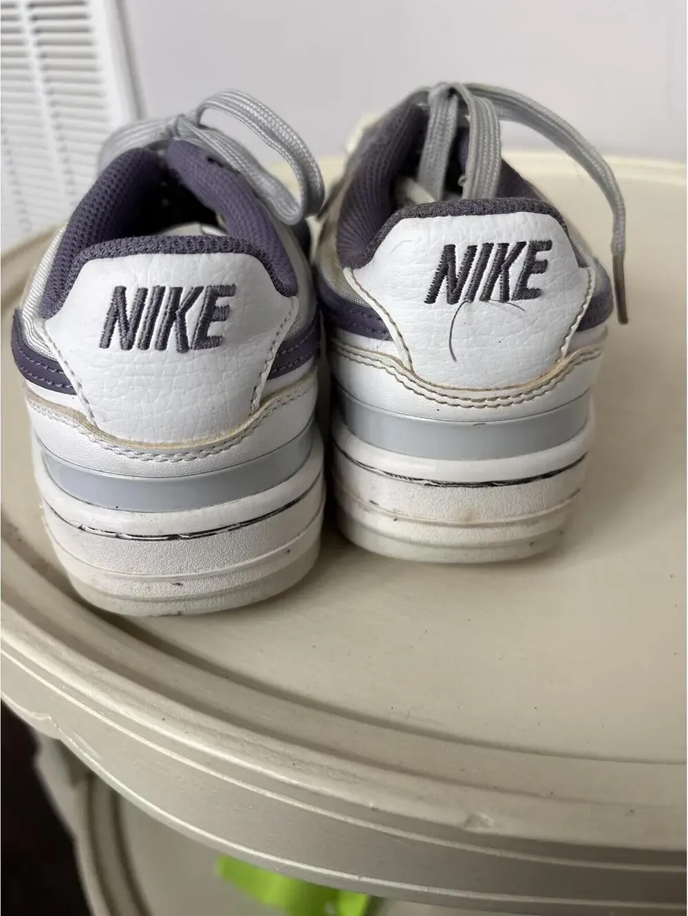 Nike Low Top Sneakers with purple Size 6.5 Girls Kids